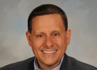 Use Billy to save money on healthcare with Leon Wisniewski Leo Wisniewski, healthcare price transparency, Billy